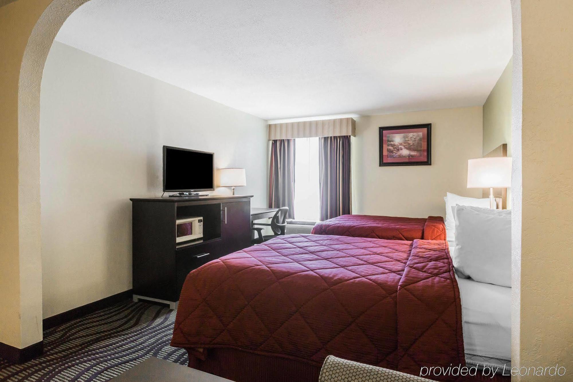 Quality Inn & Suites North מונטגומרי מראה חיצוני תמונה
