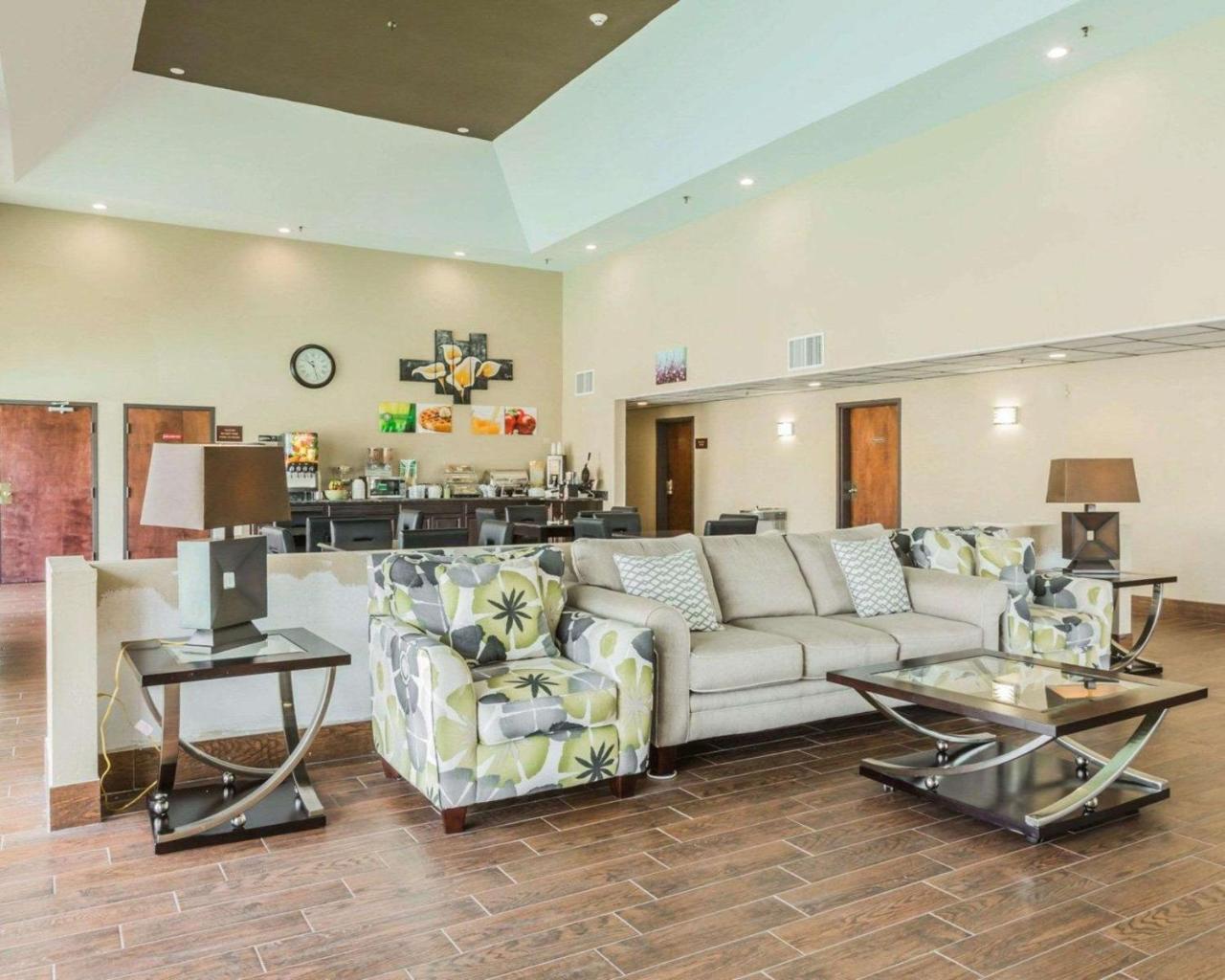 Quality Inn & Suites North מונטגומרי מראה חיצוני תמונה