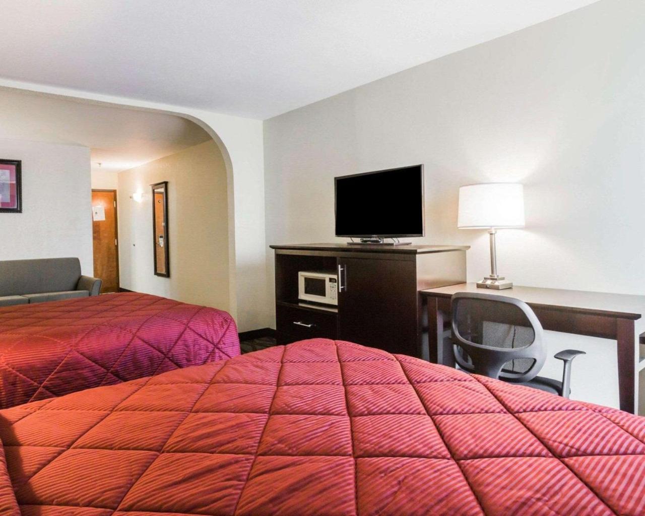 Quality Inn & Suites North מונטגומרי מראה חיצוני תמונה