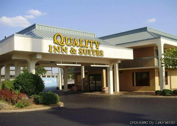 Quality Inn & Suites North מונטגומרי מראה חיצוני תמונה